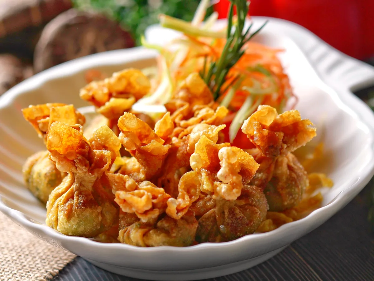 Crab Rangoon (6)